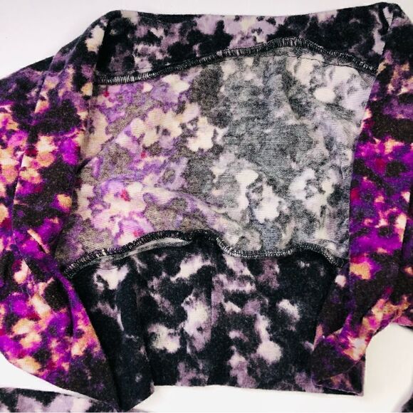 Long Sleeve Shrug, Purple Floral - Picture 7 of 8